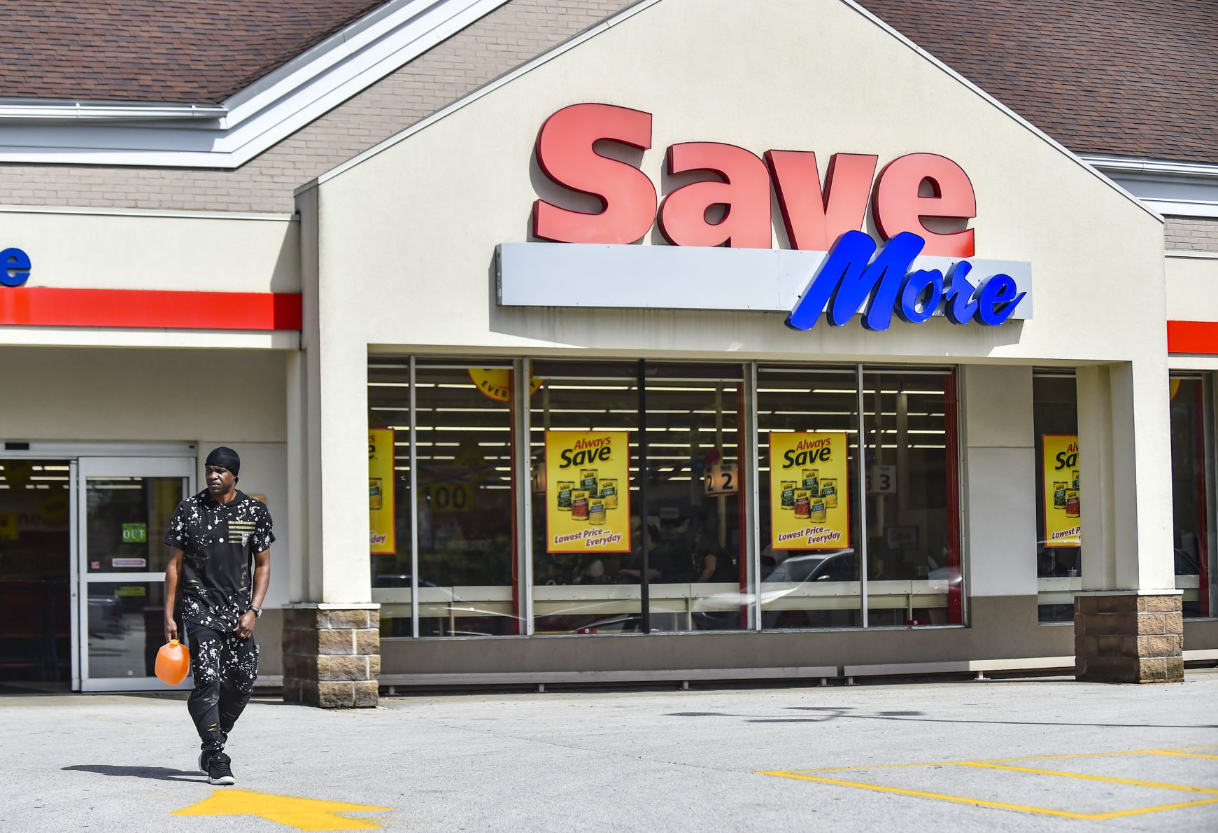 052319-mda-nws-savemore-08.jpg